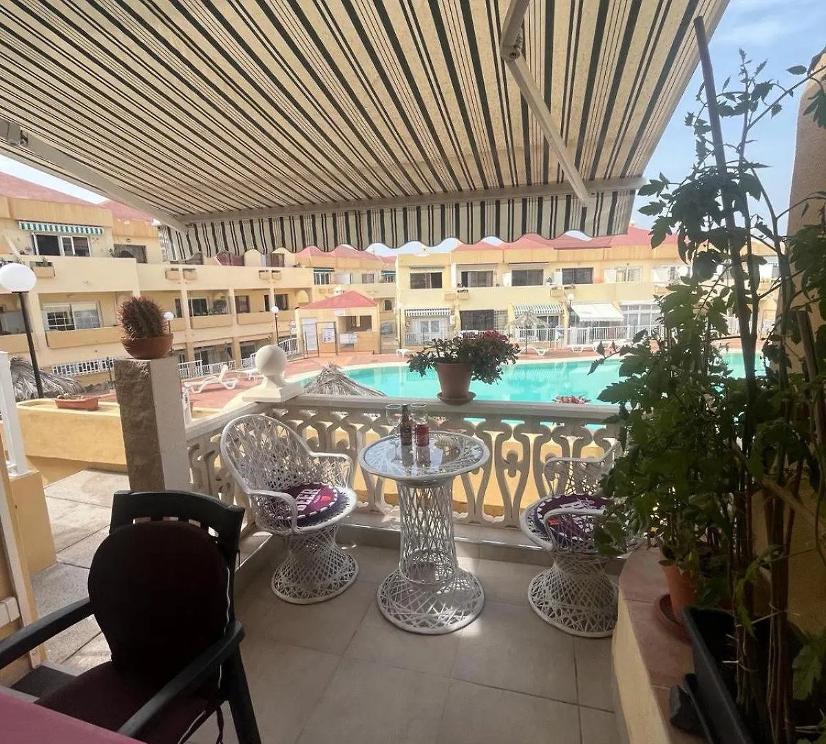 Cozy Pool View Apartment H-11 Mareverde Costa Adeje  Ισπανία